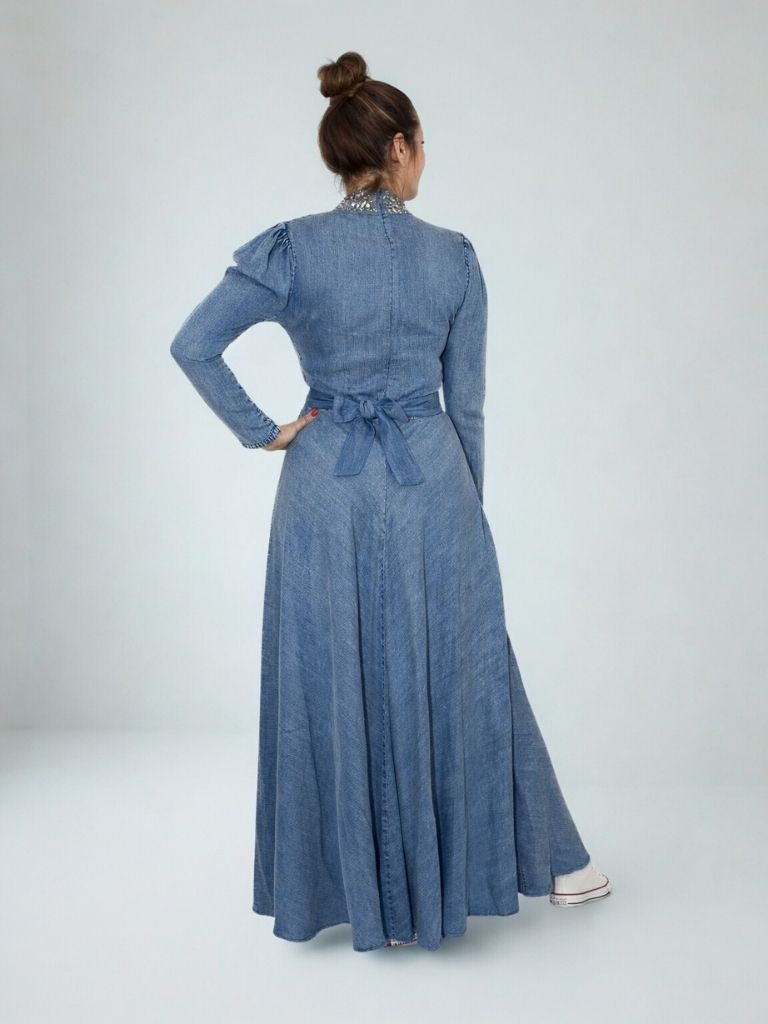 VESTIDO LARGO DENIM STRASS