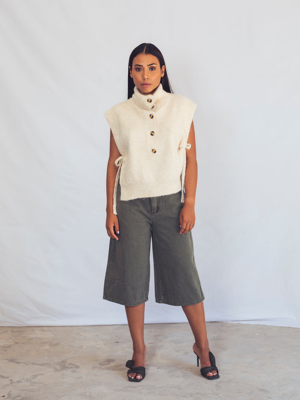 BERMUDAS DENIM VERDE CAQUI
