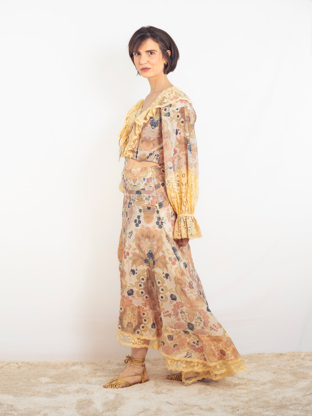 FALDA FLORES BEIGE