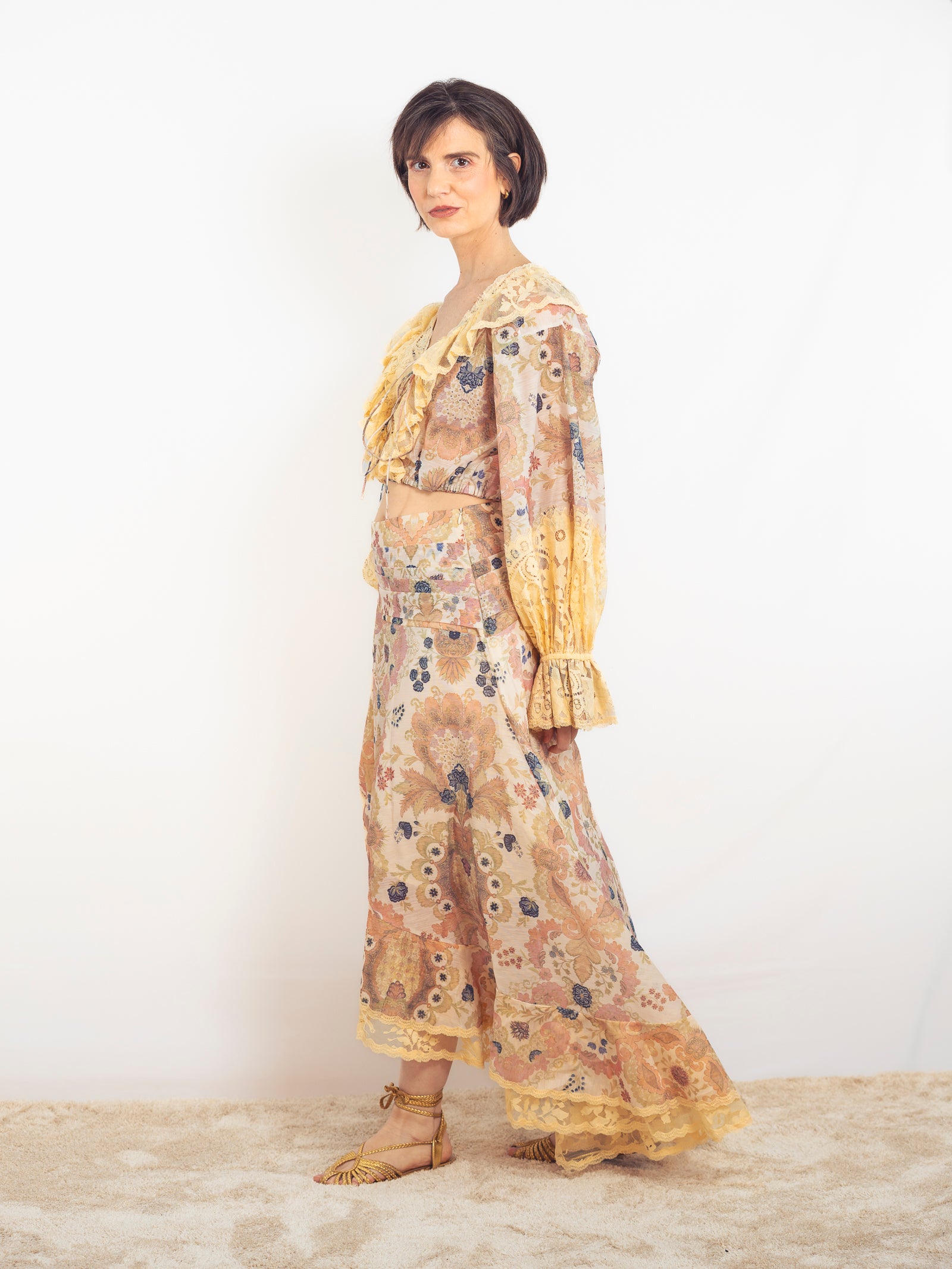FALDA FLORES BEIGE