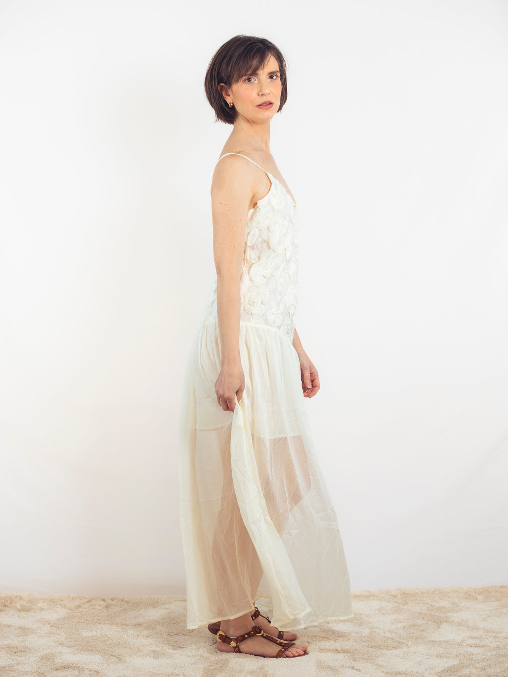 VESTIDO BLANCO FLORES