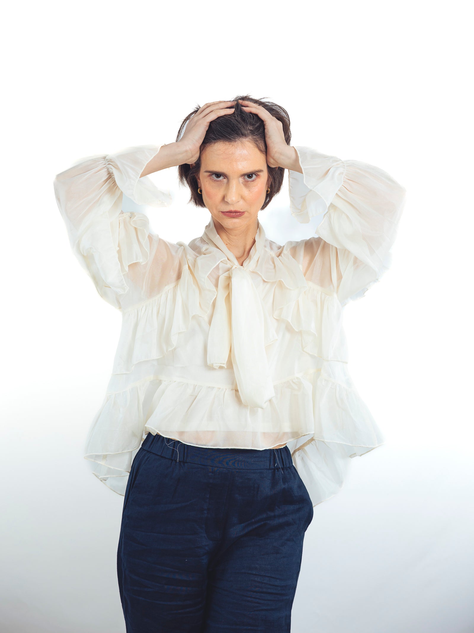 BLUSA BLANCO ROTO VOLANTES