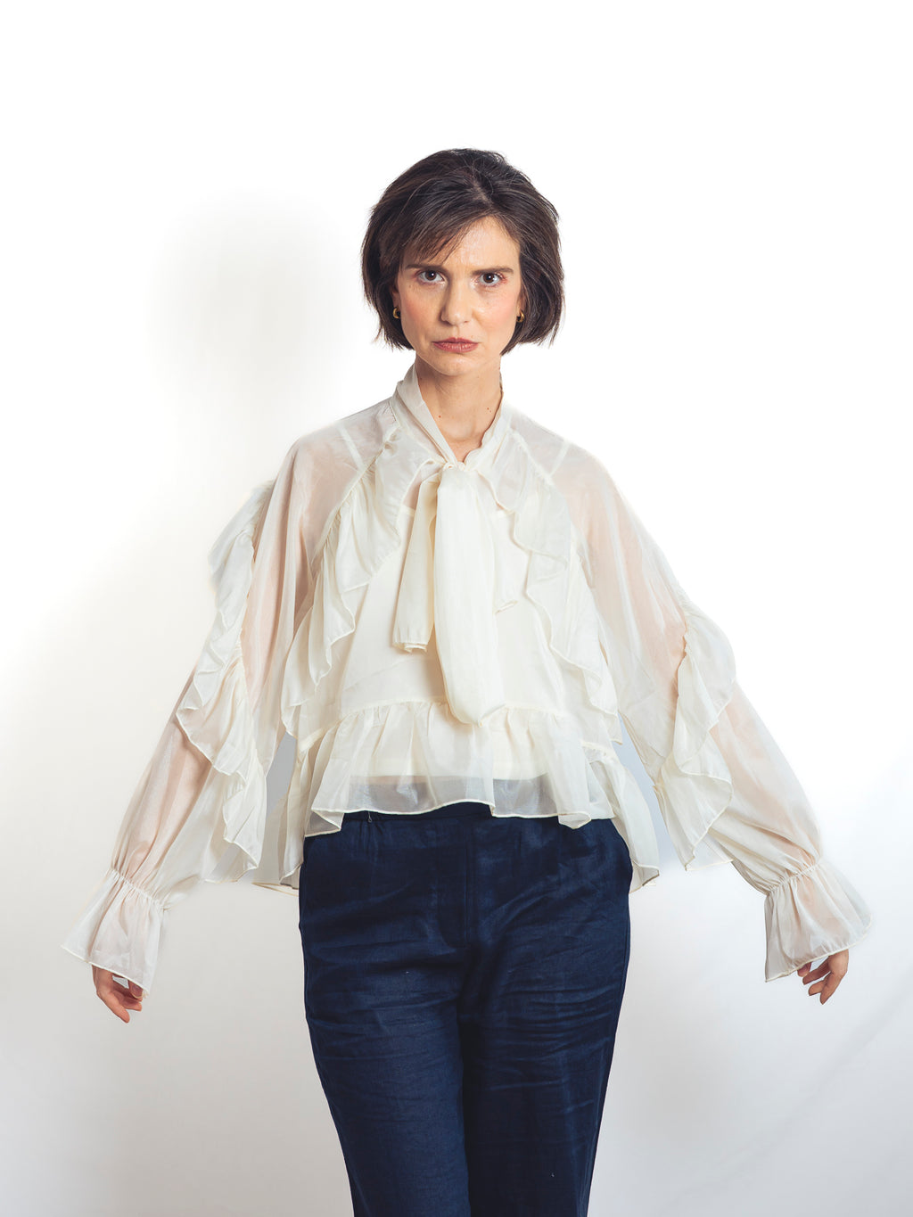 BLUSA BLANCO ROTO VOLANTES