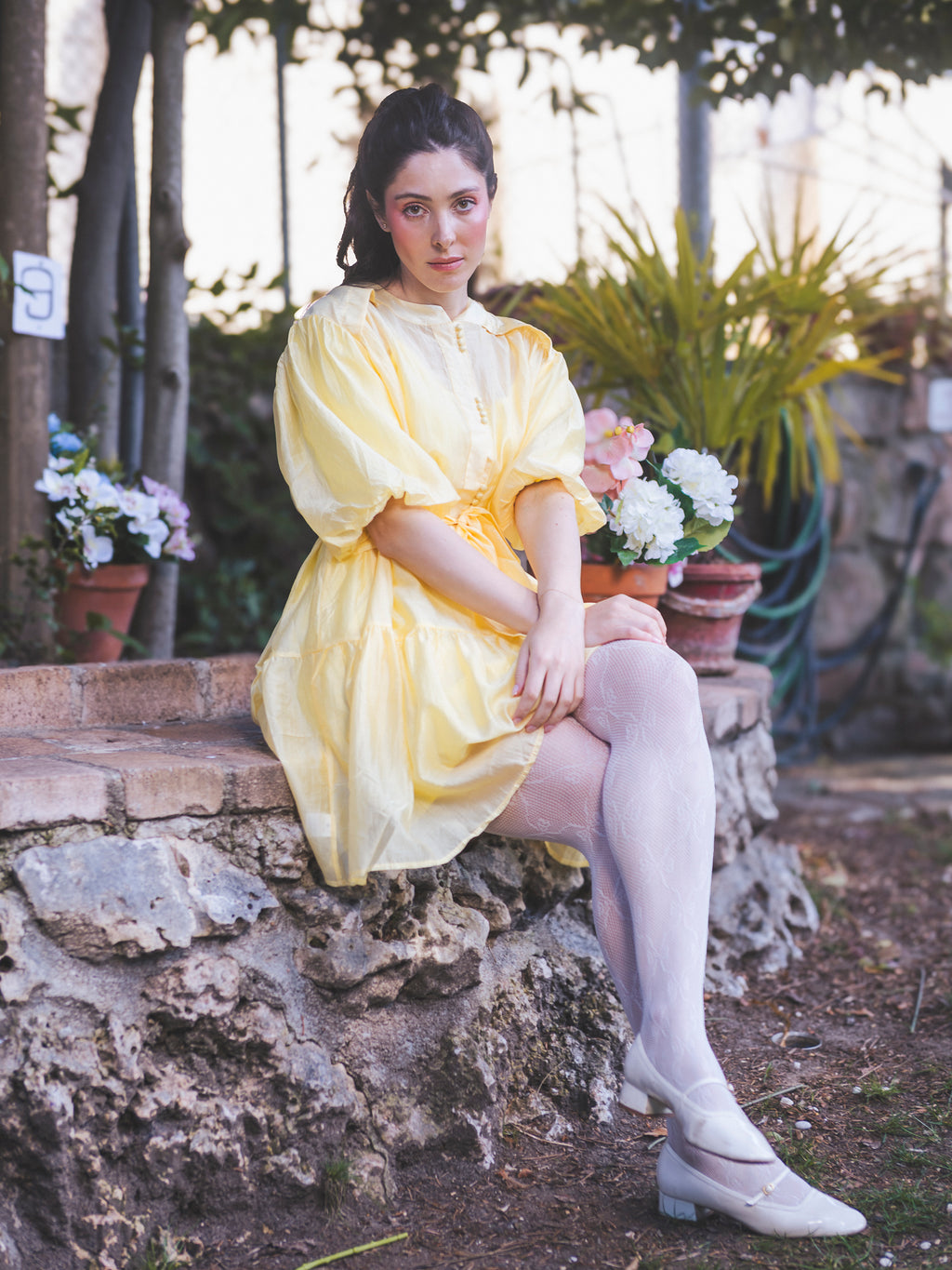 VESTIDO CORTO AMARILLO PASTEL