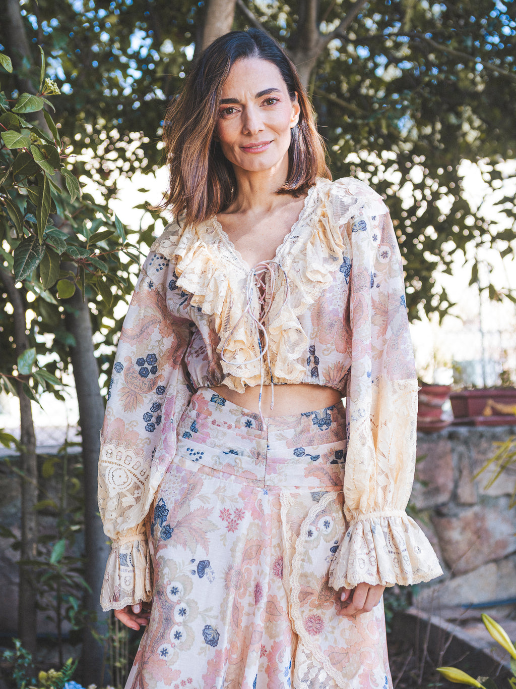 TOP FLORES BEIGE