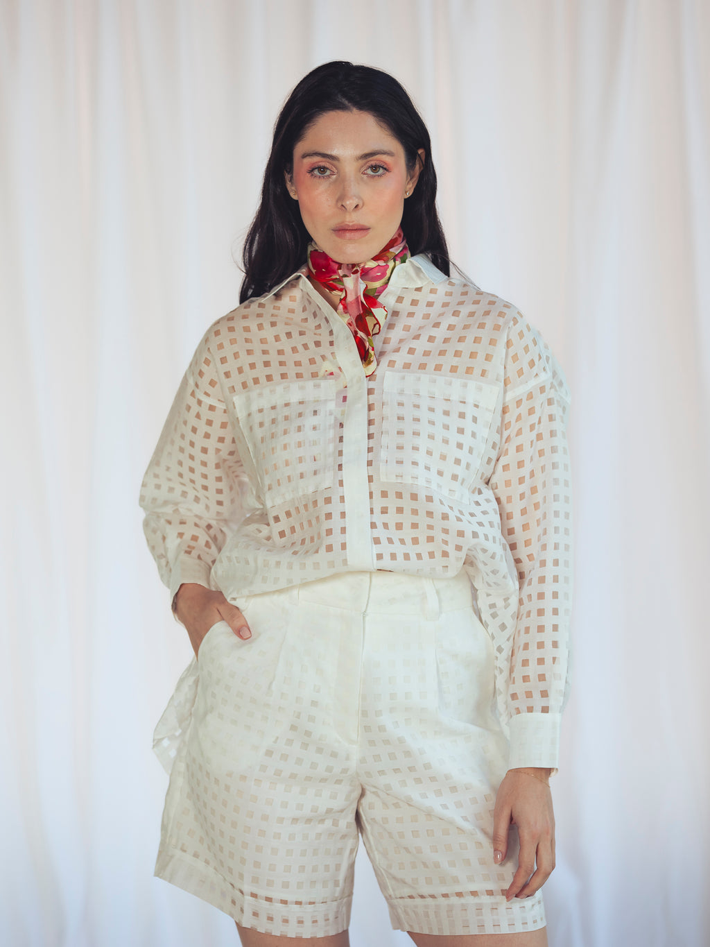 CAMISA OVERSIZED CUADROS BLANCA