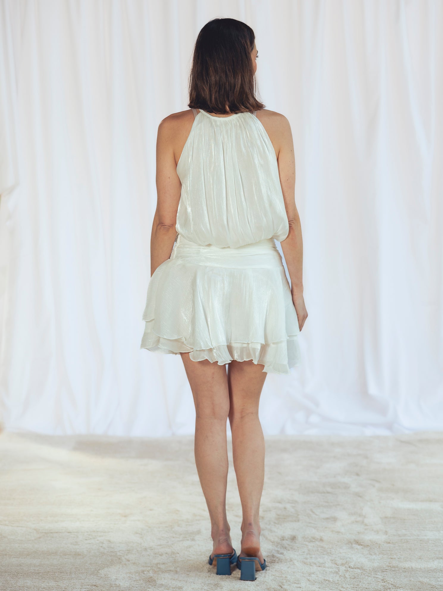 VESTIDO CORTO BLANCO ROTO