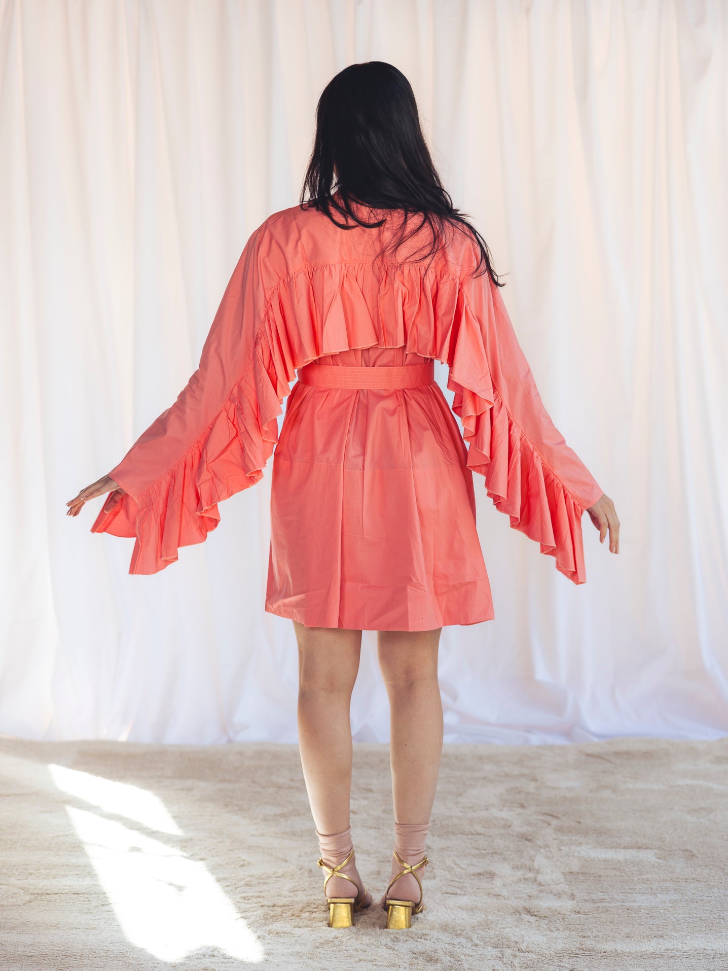 VESTIDO VOLANTES ROSA