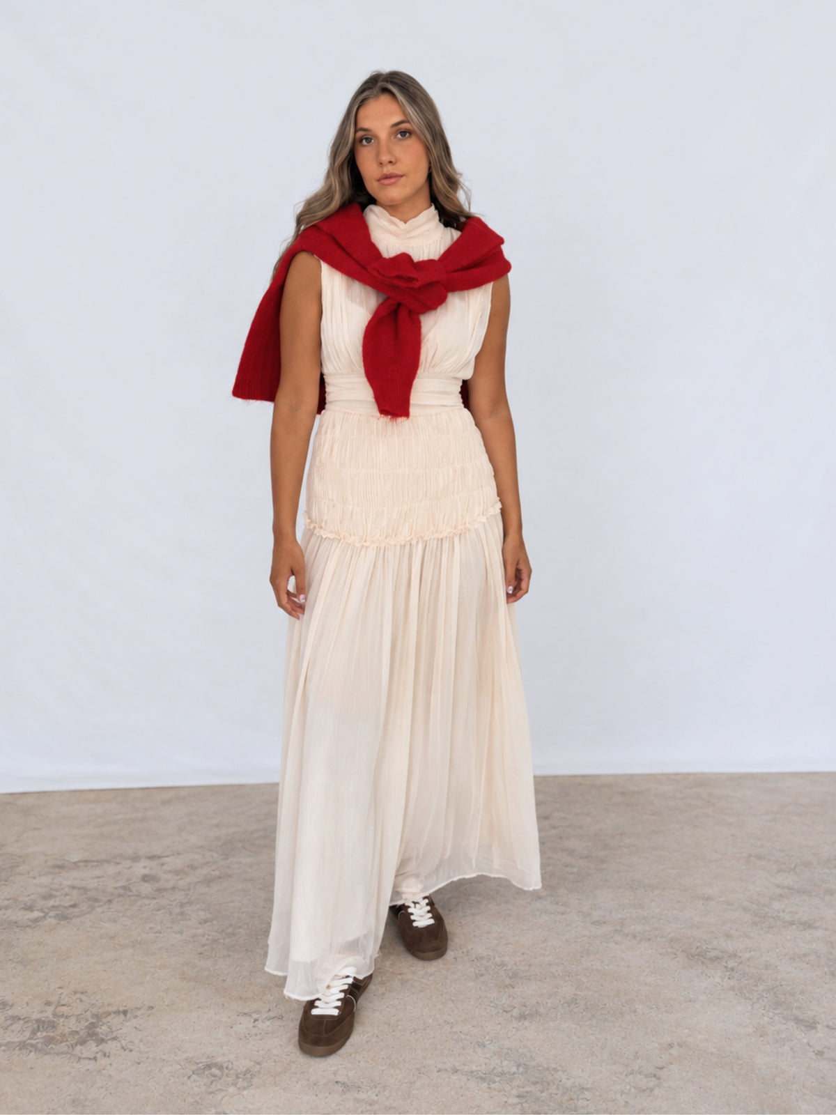 VESTIDO LARGO FRUNCIDO CRUDO